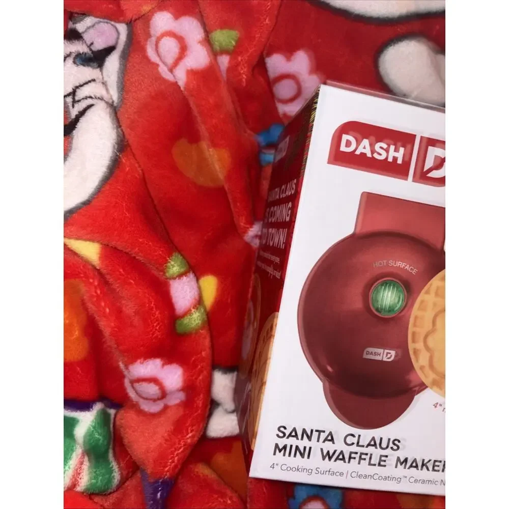 Dash Santa Claus Mini Waffle 2025 Maker Non-Stick 4” Surface BRAND NEW